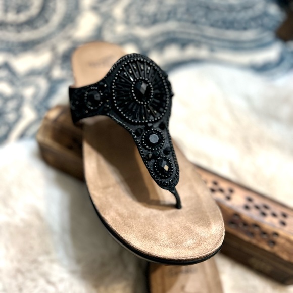 Dansko Pamela Jewelled Sandal Thong 9.5-10 - Picture 11 of 14